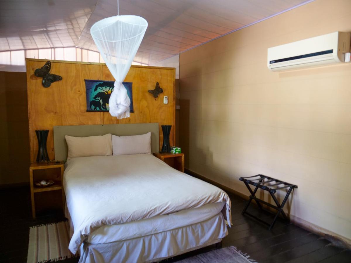 Thakadu Bush Camp Vila Ghanzi Exterior foto